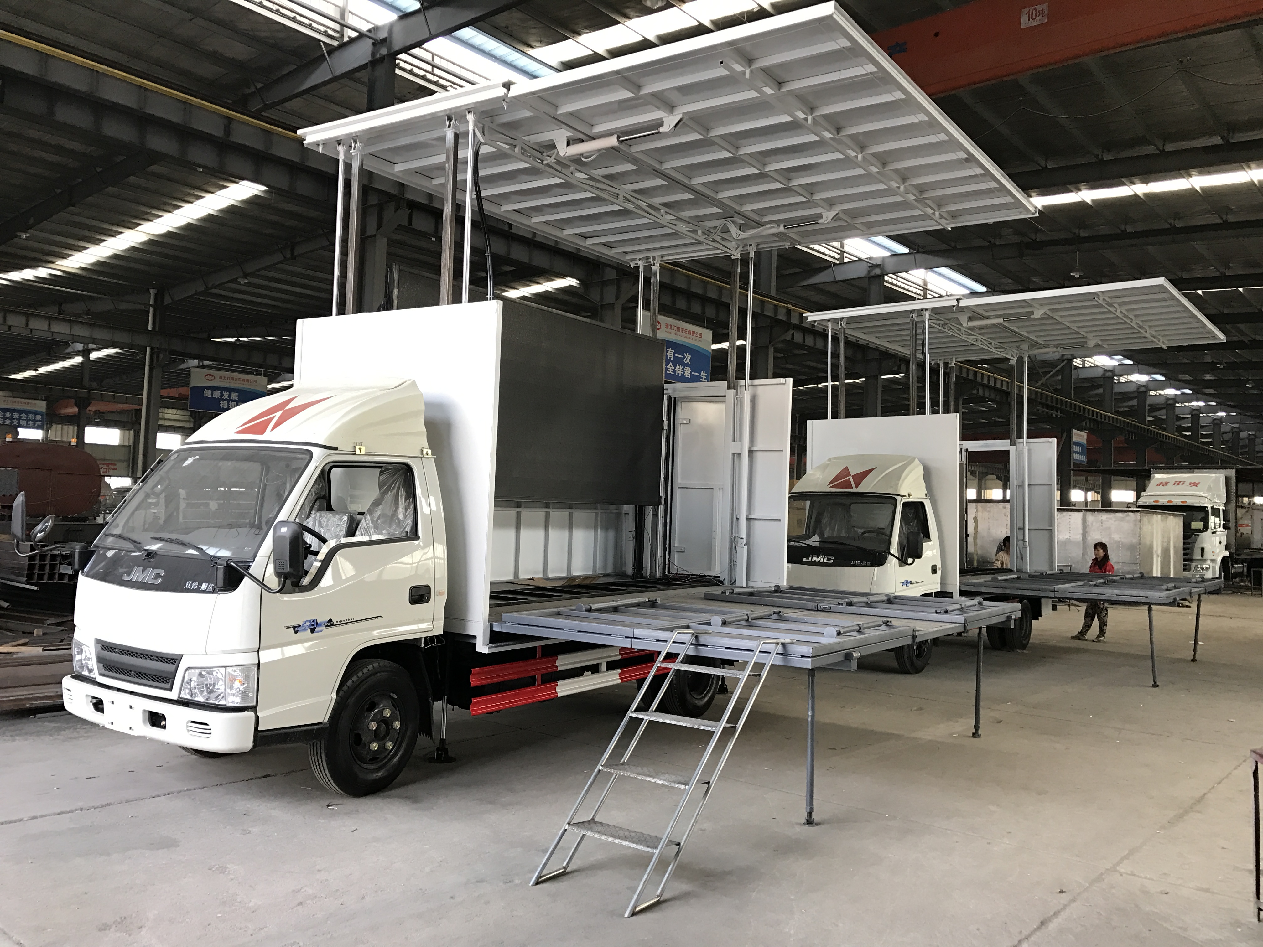 江鈴順達流動舞臺車（國五）